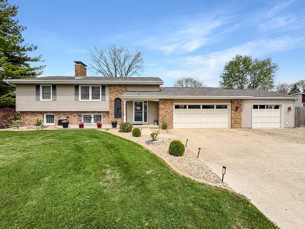 2613 Paradise Road, Mattoon, IL 61938