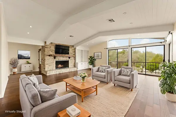 204 Los Altos Dr, Lakeway, TX 78734