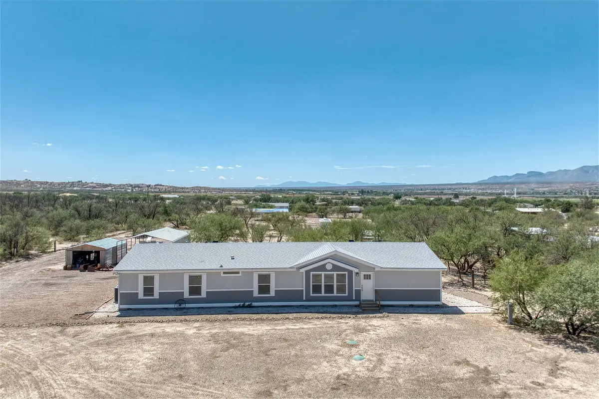 1321 E Morris Lane, Benson, AZ 85602 - #1