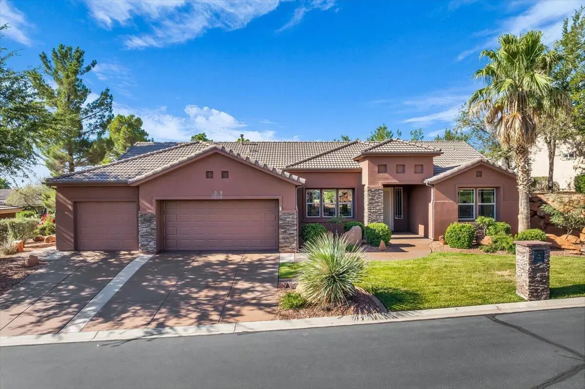 1319 W Red Butte Dr W, Washington, UT 84780 - Image #1