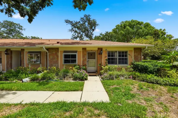 2211 Lark Circle W #D, PALM HARBOR, FL 34684