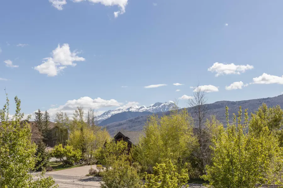 3568 N Elkridge Trl, Eden, UT 84310 - #3