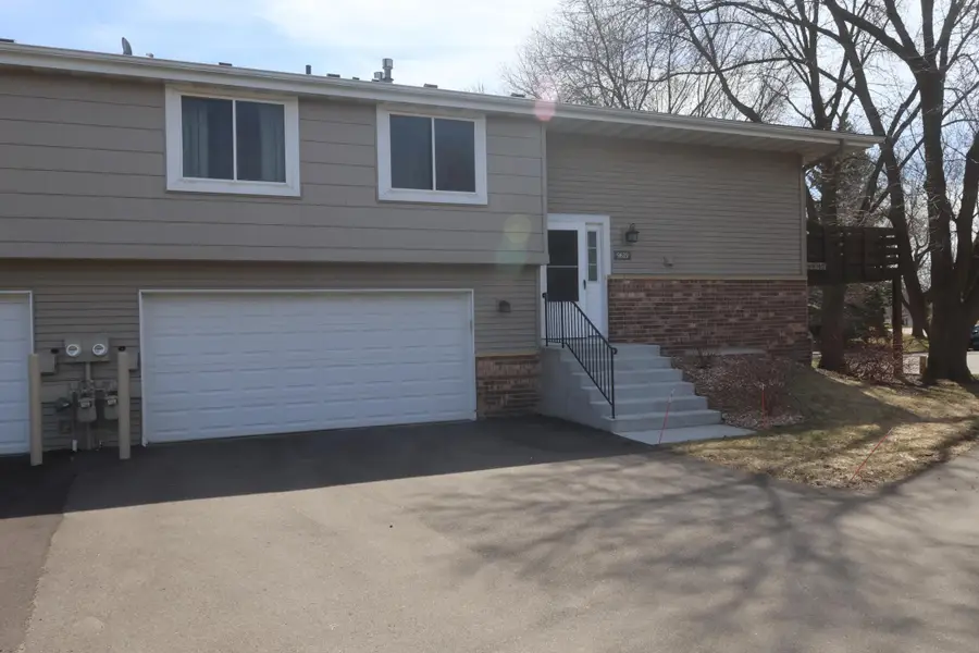 9619 Ensign Circle, Minneapolis, MN 55438 - #2