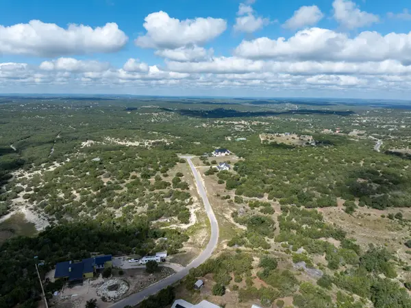 394 Vail River Rd, Dripping Springs, TX 78620