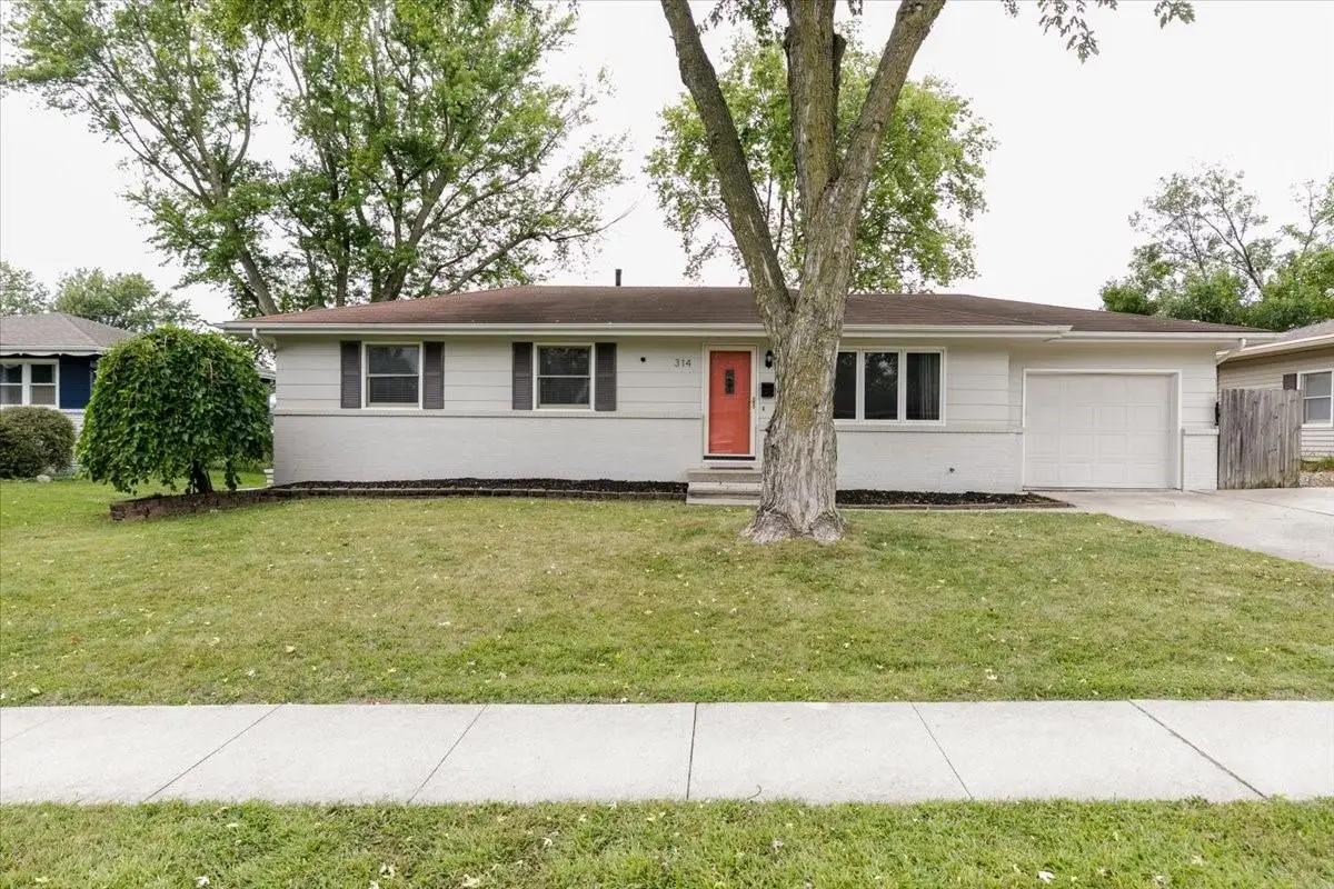 314 SE Wanda Drive, Ankeny, IA 50021 - Image #1
