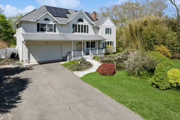 106 S Country Road, Westhampton Beach, NY 11978