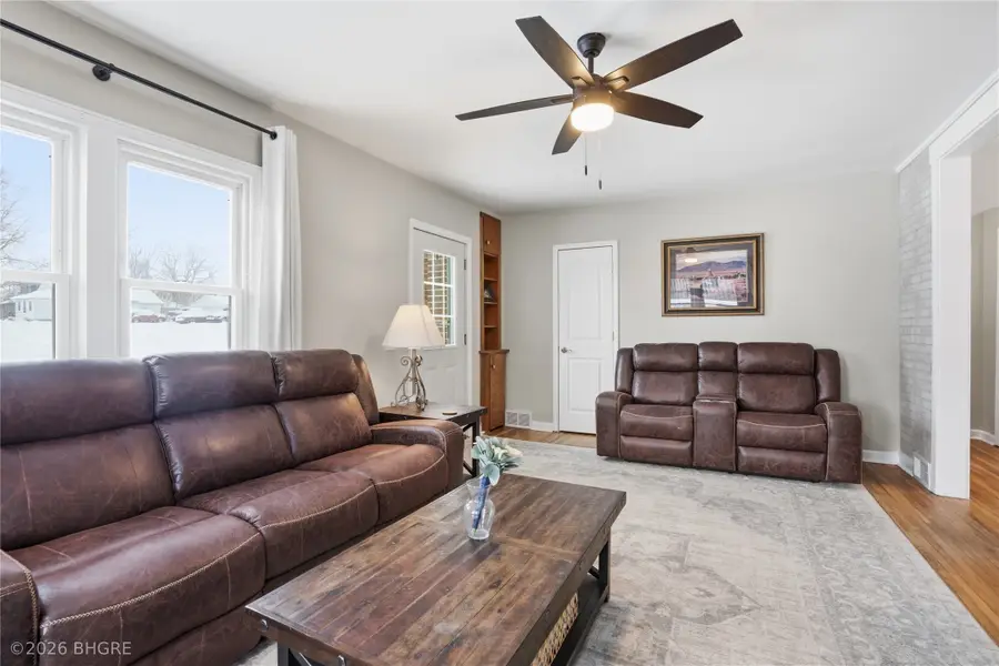 135 Park Street, Carlisle, IA 50047 - #3