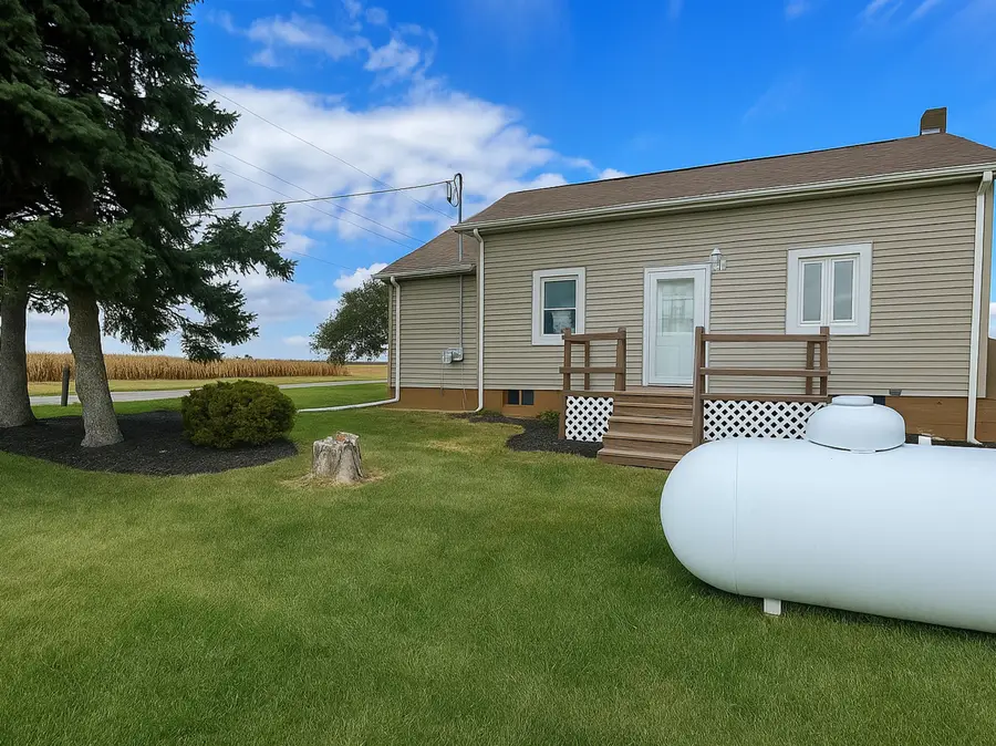 14370 1600 East Street, Princeton, IL 61356 - Image #2