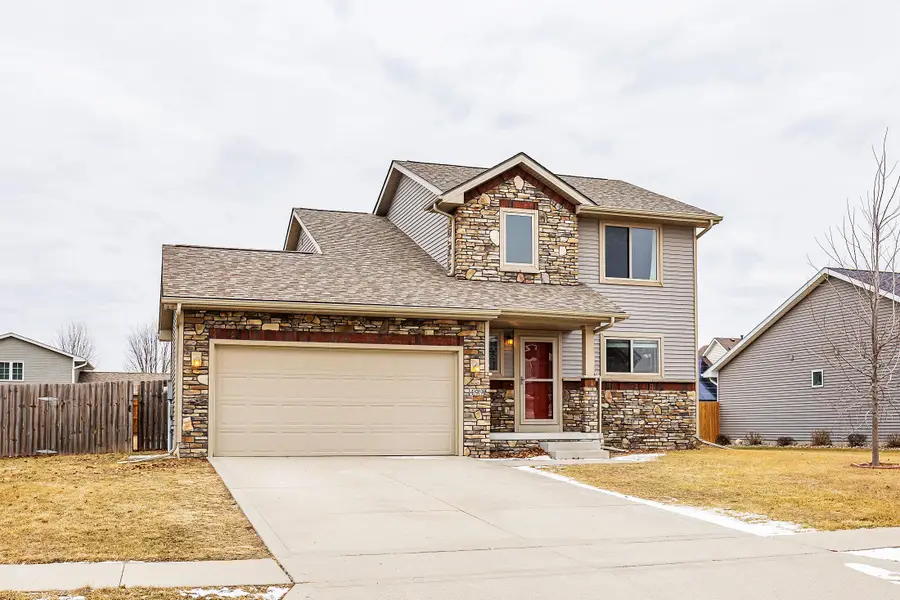 499 Meadow Brook Place, Huxley, IA 50124 - #3