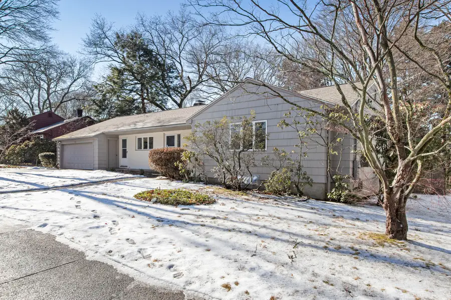 155 Paulson Rd, Newton, MA 02468 - Image #3