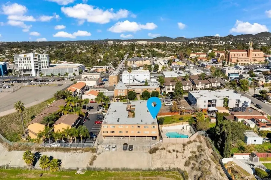 5511 Adelaide Avenue #27, San Diego, CA 92115 - #3