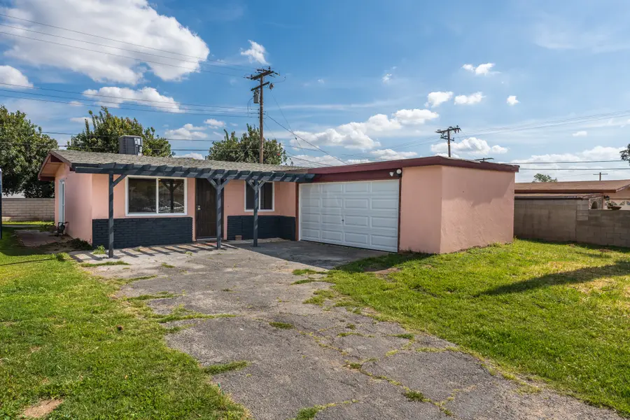 3250 Apple Avenue, Riverside, CA 92509 - #2