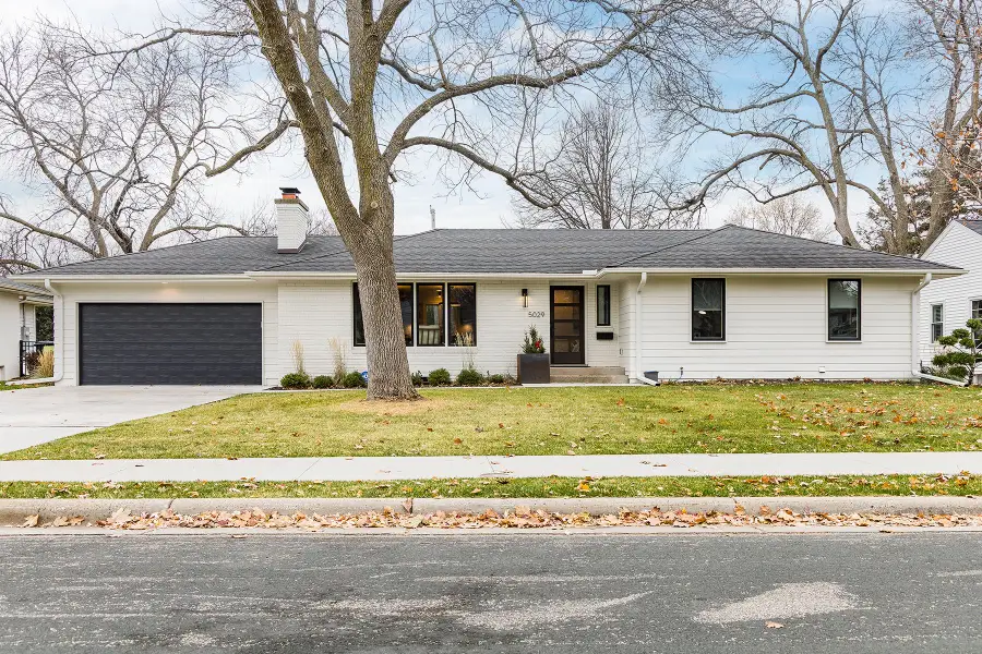 5029 W 56th Street, Edina, MN 55436 - Image #2