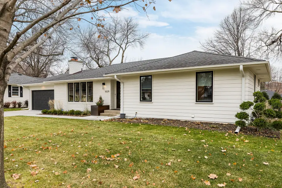 5029 W 56th Street, Edina, MN 55436 - Image #3