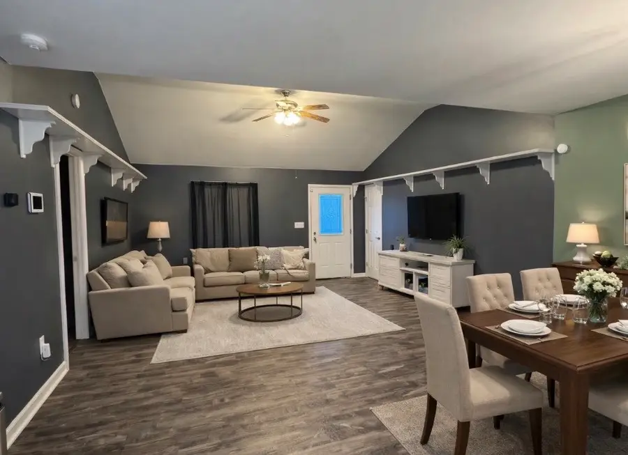 383 Strawberry Dr, Winchester, TN 37398 - #2