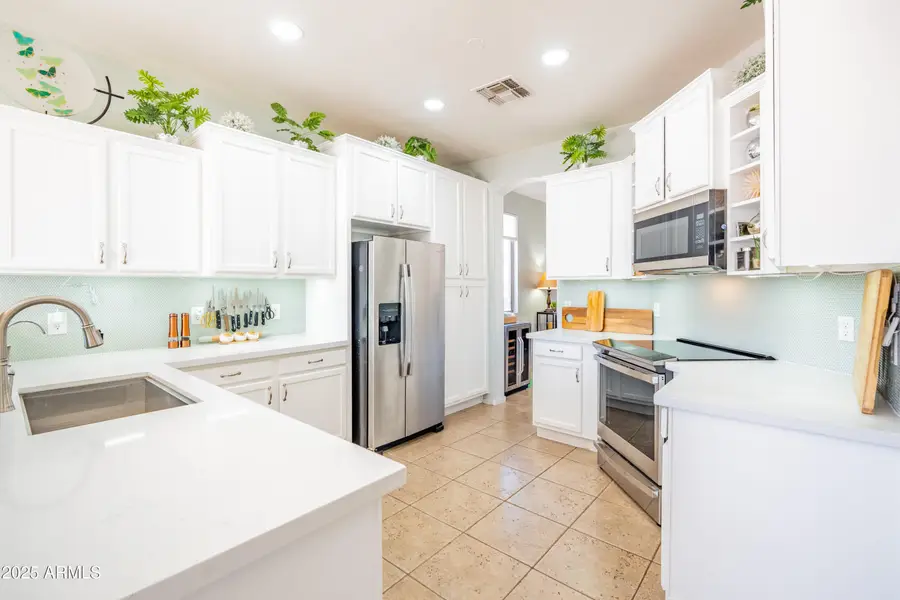 1550 W Saint Kateri Drive, Phoenix, AZ 85041 - Image #3