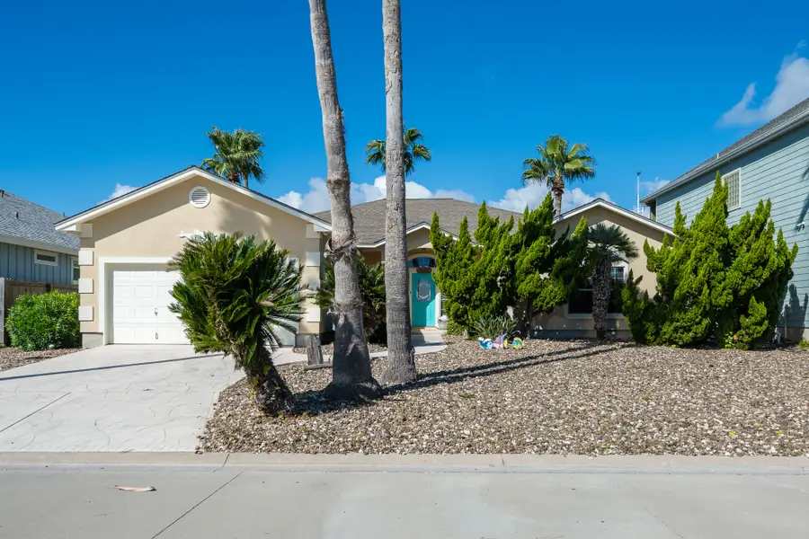 124 Sea View Drive, Aransas Pass, TX 78336 - Image #3