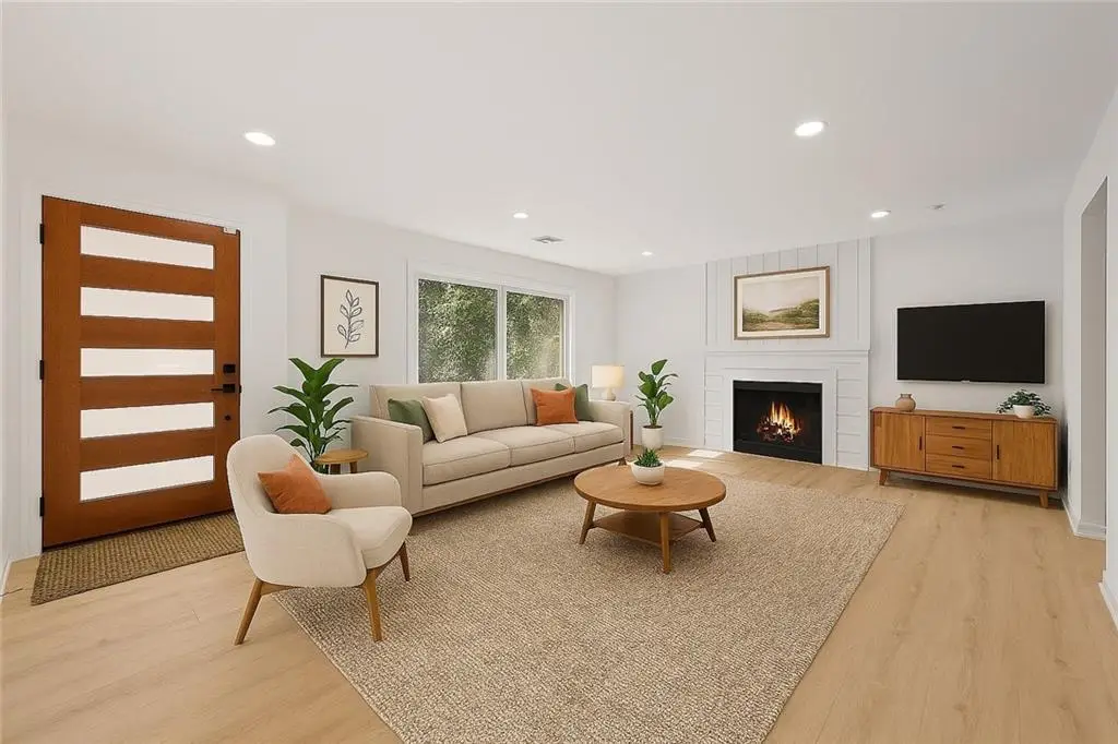 2885 Dale Creek Drive Nw, Atlanta, GA 30318 - Image #1