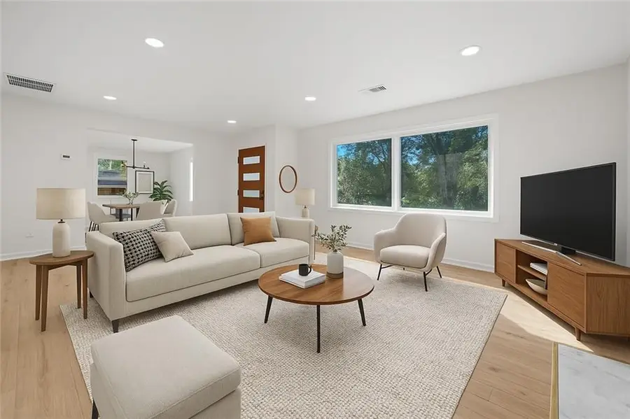 2885 Dale Creek Drive Nw, Atlanta, GA 30318 - Image #2