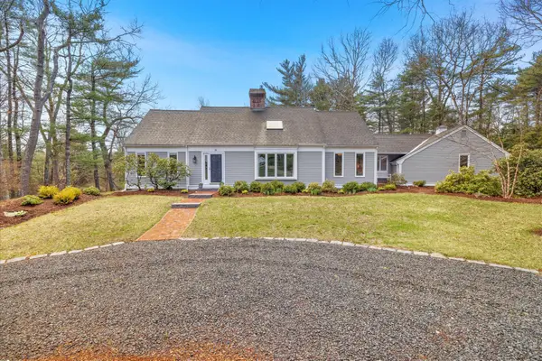 14 Forge Way, Duxbury, MA 02332