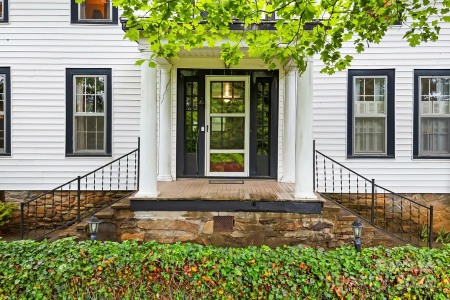 1186 Old Us 70 Highway, Black Mountain, NC 28711 - #3