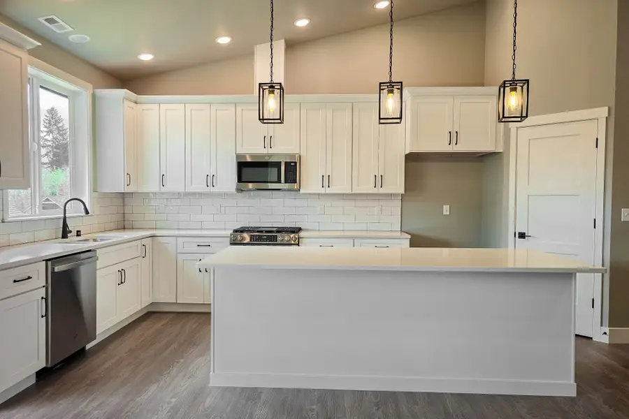 103 Sequoia Lane, Onalaska, WA 98570 - #3