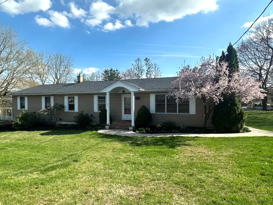 9 Alsace Ave, Temple, PA 19560 - #2