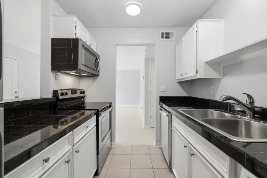 400 W 35th St #201, Austin, TX 78705 - #3