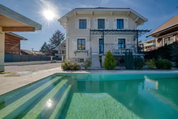 Address Withheld By Seller, San Diego, CA 92130