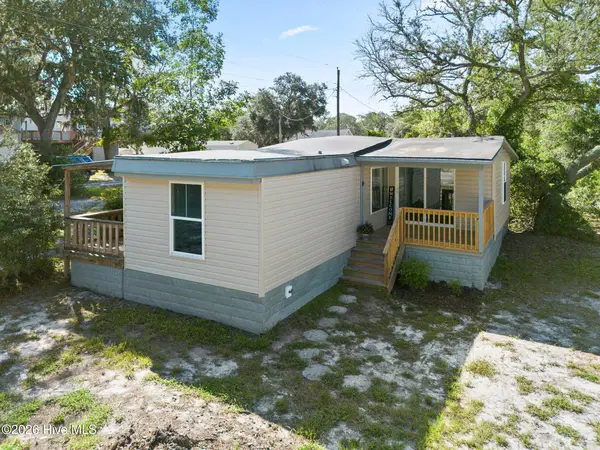 2305 N Bluebeard Trail Sw, Supply, NC 28462