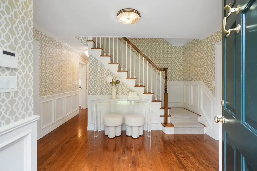 43 Sawmill Lane, Greenwich, CT 06830 - Image #2