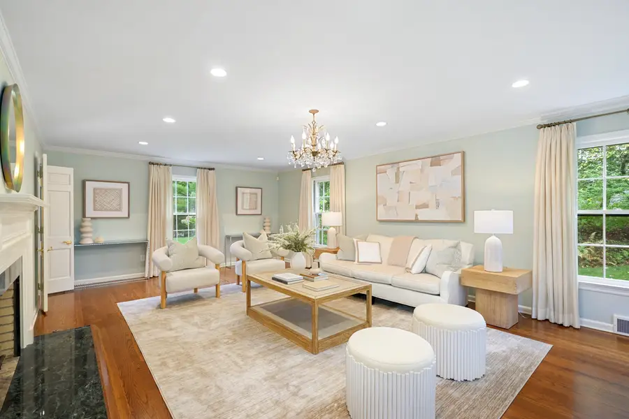 43 Sawmill Lane, Greenwich, CT 06830 - Image #3