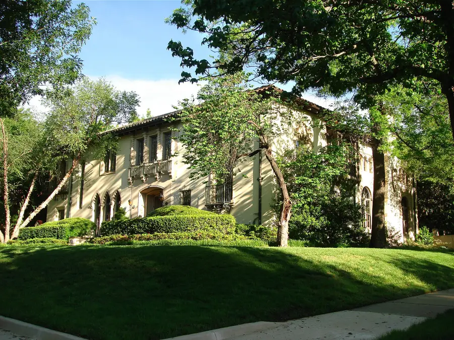 326 NW 16th Street, Oklahoma City, OK 73103 - #2