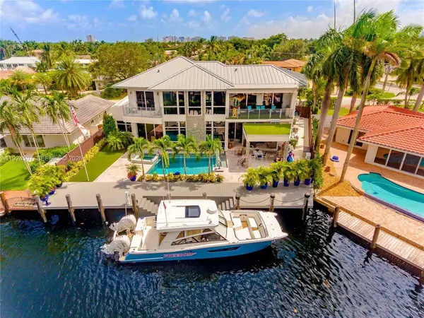 2809 NE 24th Place, Fort Lauderdale, FL 33305