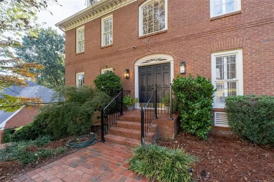 1152 Byrnwyck Road Ne, Brookhaven, GA 30319 - Image #2