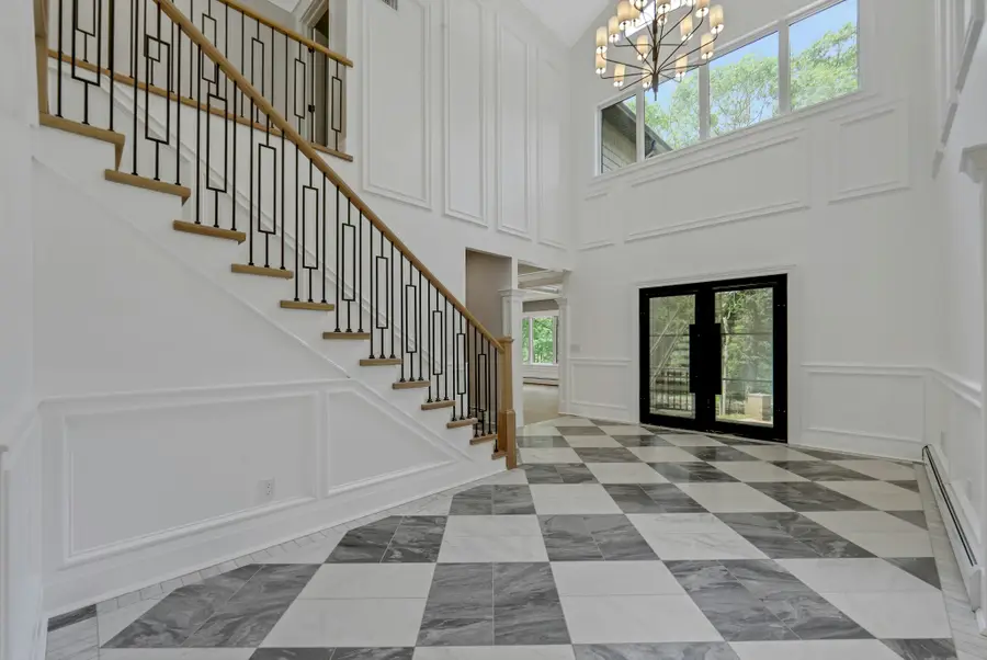 206 Peterson Place, Ramsey, NJ 07446 - Image #2