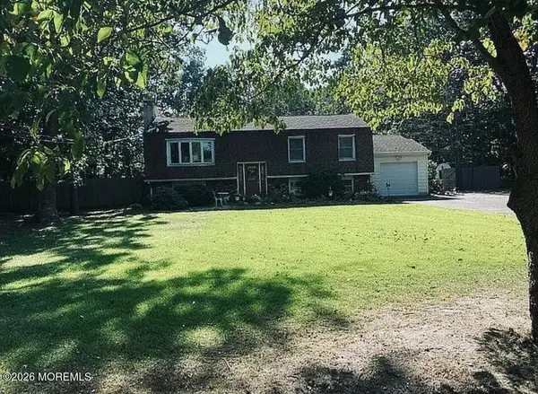889 Pinehurst Road, New Egypt, NJ 08533