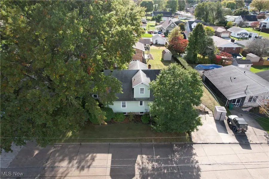 5807 4th Avenue, Vienna, WV 26105 - Image #3