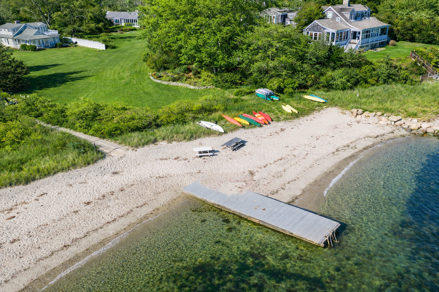 16 Frog Hollow, Vineyard Haven, MA 02557 - #3