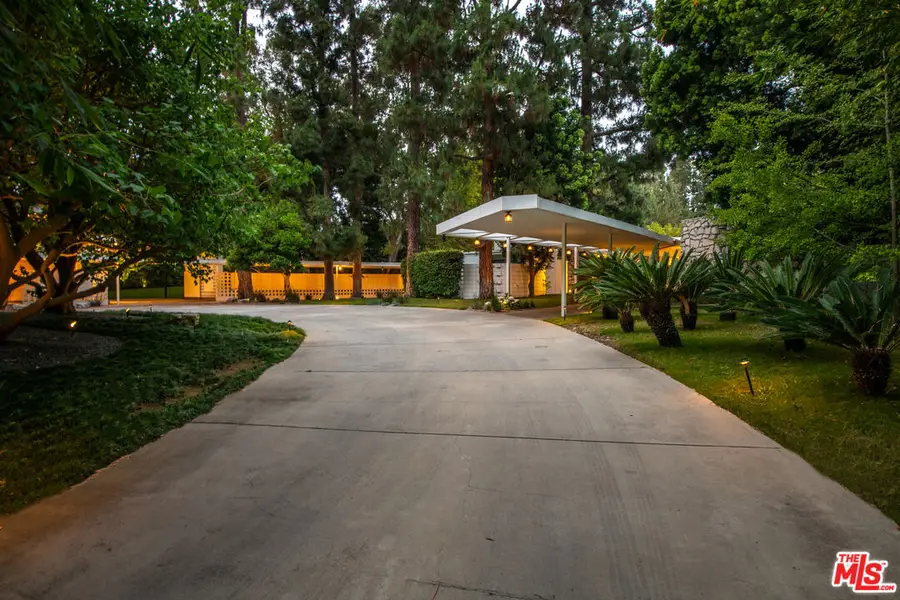 1010 N Rexford Drive, Beverly Hills, CA 90210 - #2
