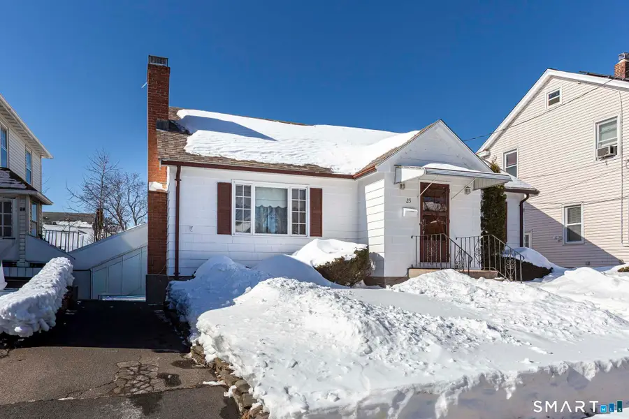 25 Nesbit Avenue, West Hartford, CT 06119 - #2