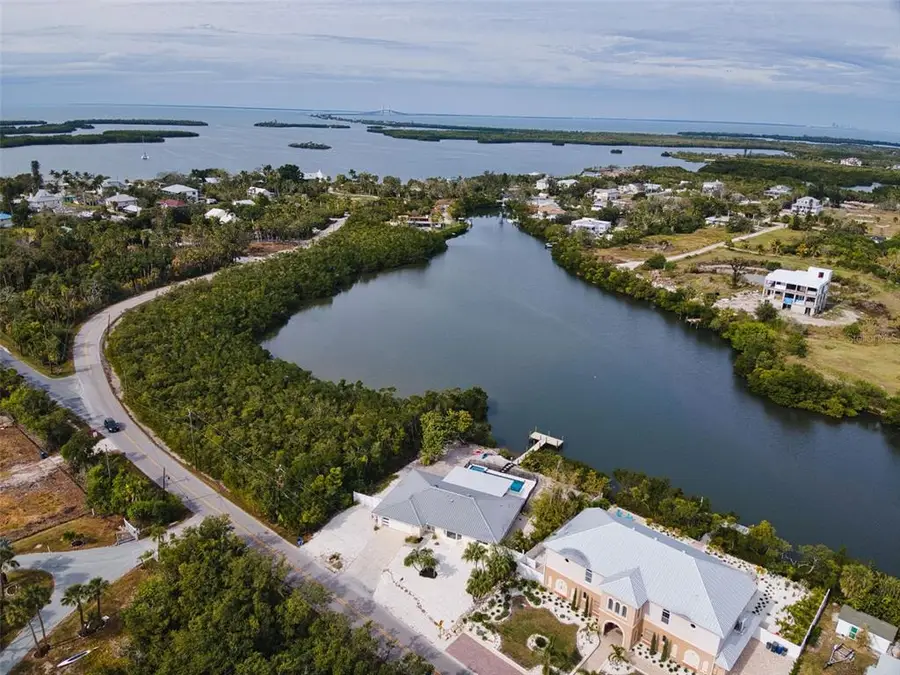 910 Bayshore Drive, Terra Ceia, FL 34250 - #2