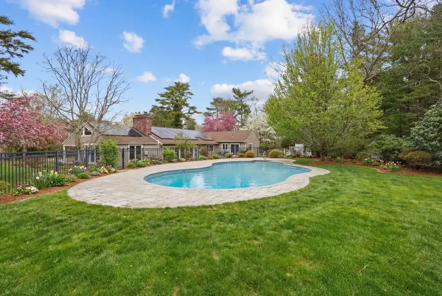 180 Chestnut St, Duxbury, MA 02332 - #2
