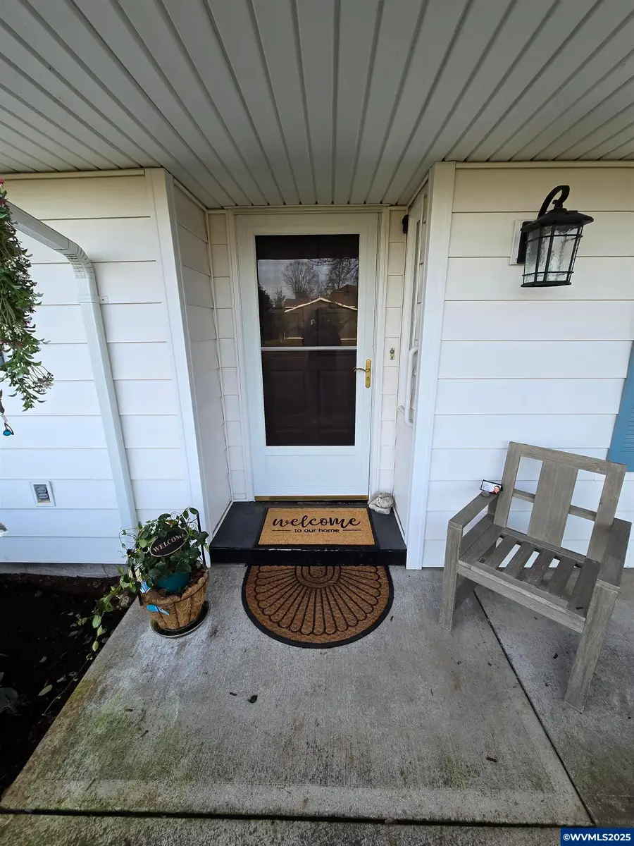 1104  29th Av SW, Albany, OR 97321 - #3