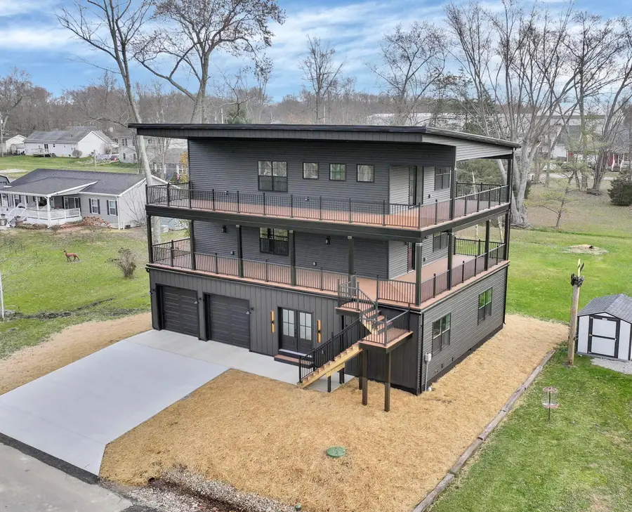 557 Lexington Avenue, Thornville, OH 43076 - Image #2