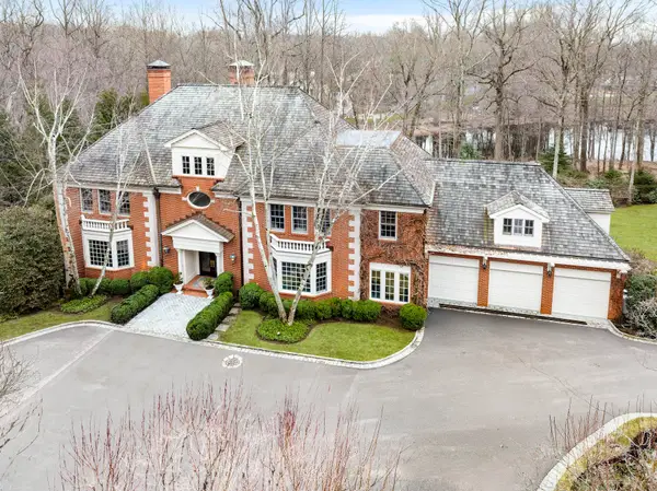 13 Wyckham Hill Lane, Greenwich, CT 06831