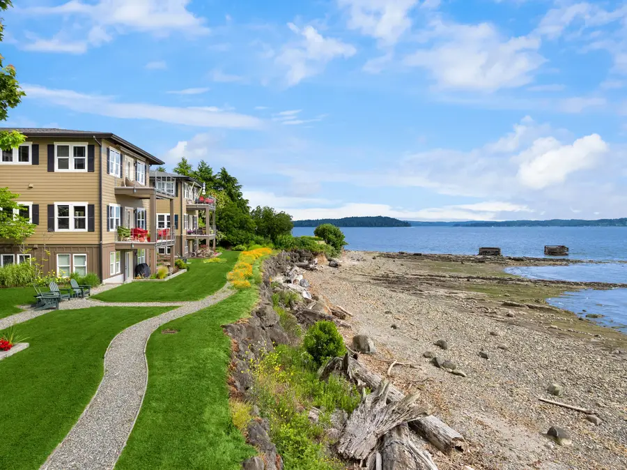 9551 NE South Beach Drive #3H, Bainbridge Island, WA 98110 - #2