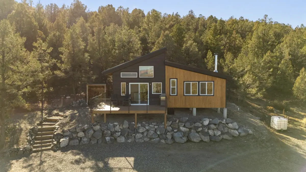 1785 W Pinyon Hills Rd, Hatch, UT 84735 - Image #1