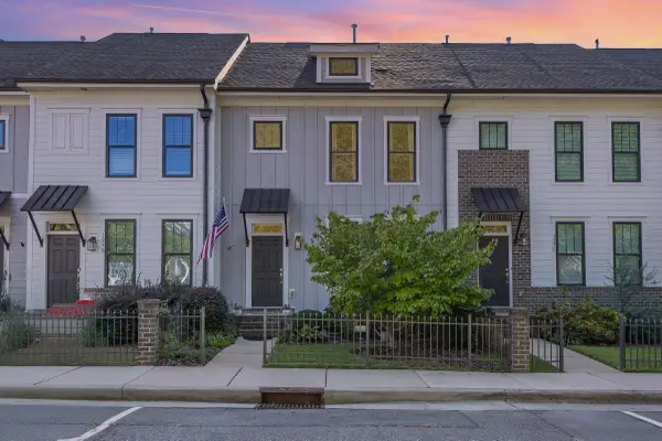 125 C Capital Avenue, Mooresville, NC 28117