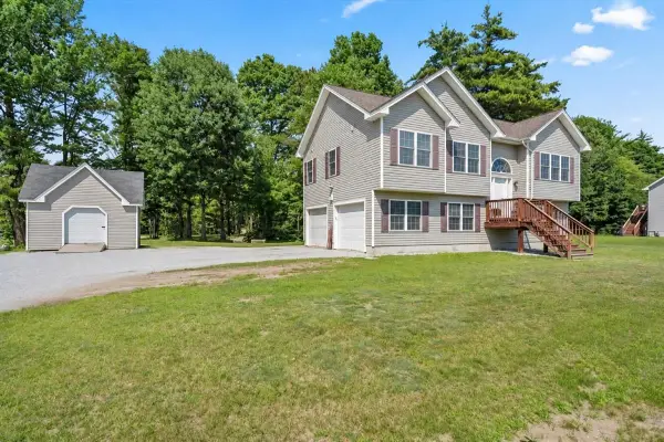 123 Meadow Lane, Highgate, VT 05459